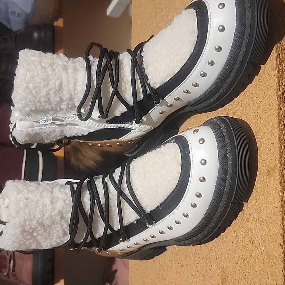 womens booties, size 9